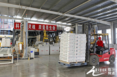 山西襄汾建材企業(yè)全力沖刺首季“開門紅” 特種設(shè)備銷售助力產(chǎn)業(yè)升級